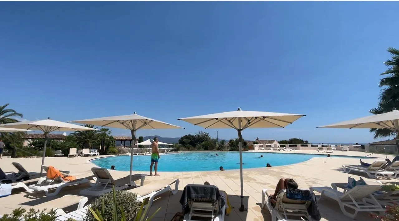 Studio Apartment - Domaine Du Golf Resort Roquebrune-sur Argens 0*,